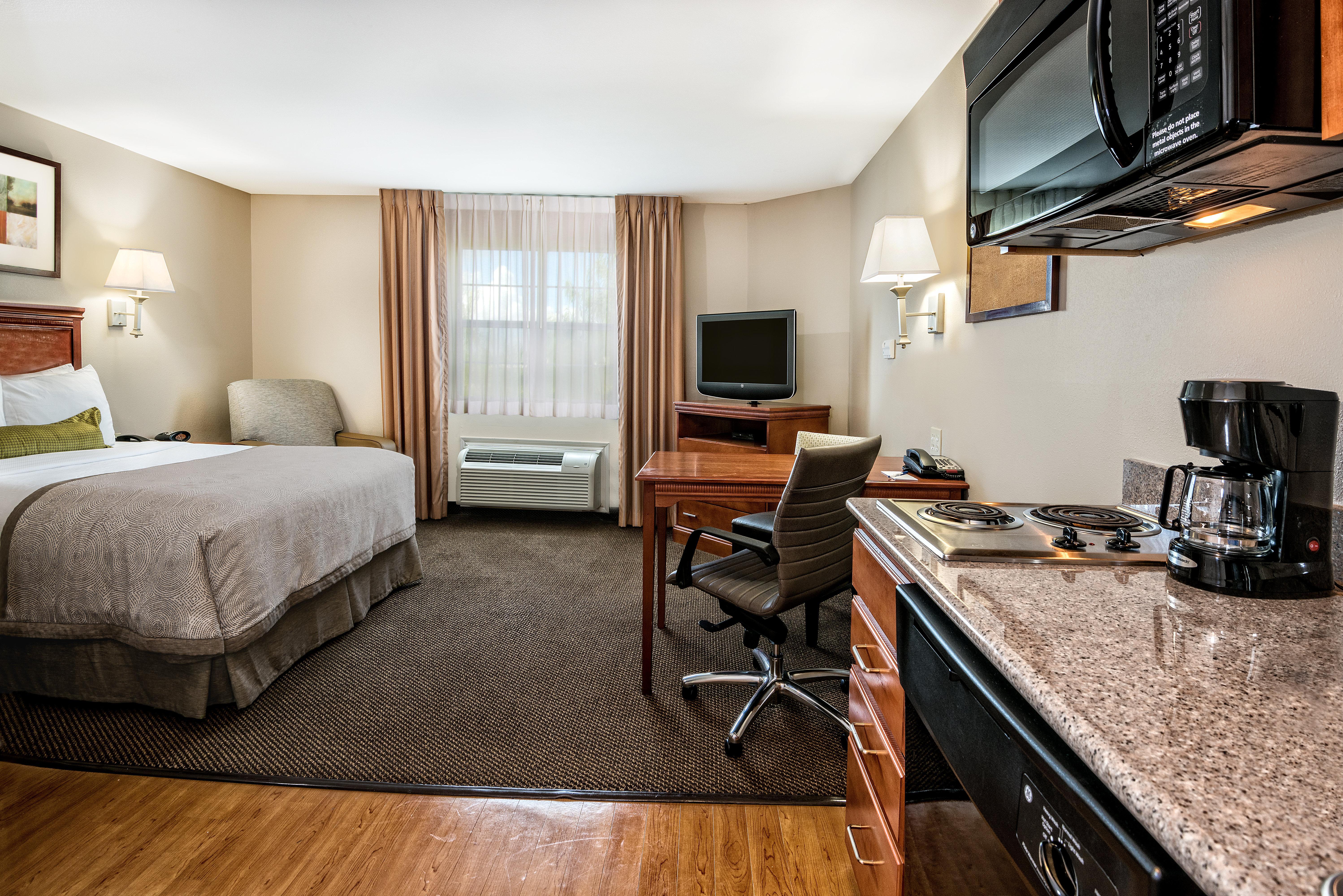 Candlewood Suites Galveston By Ihg Экстерьер фото